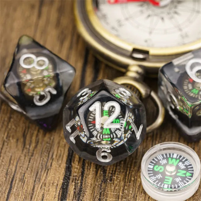 Compass dice set