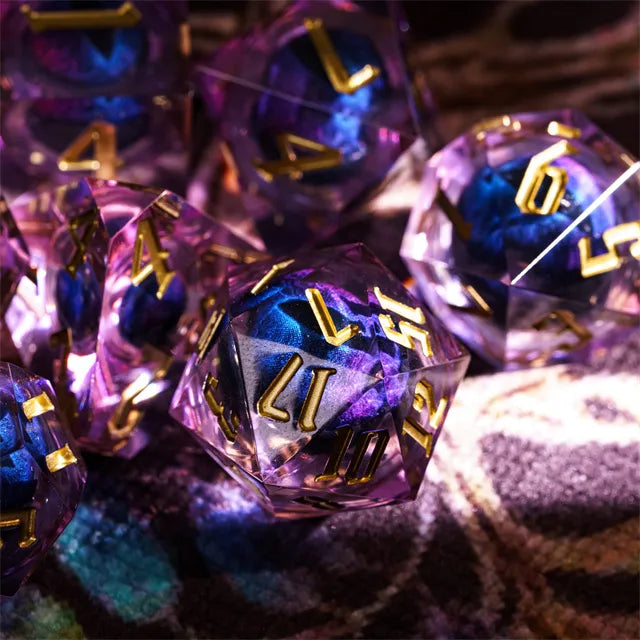 Moving Liquid Core Eye Bal Dice Set