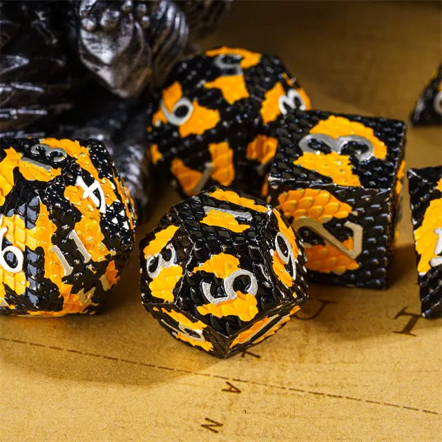 Metal dice(Dragon Scale) available in 7 colors